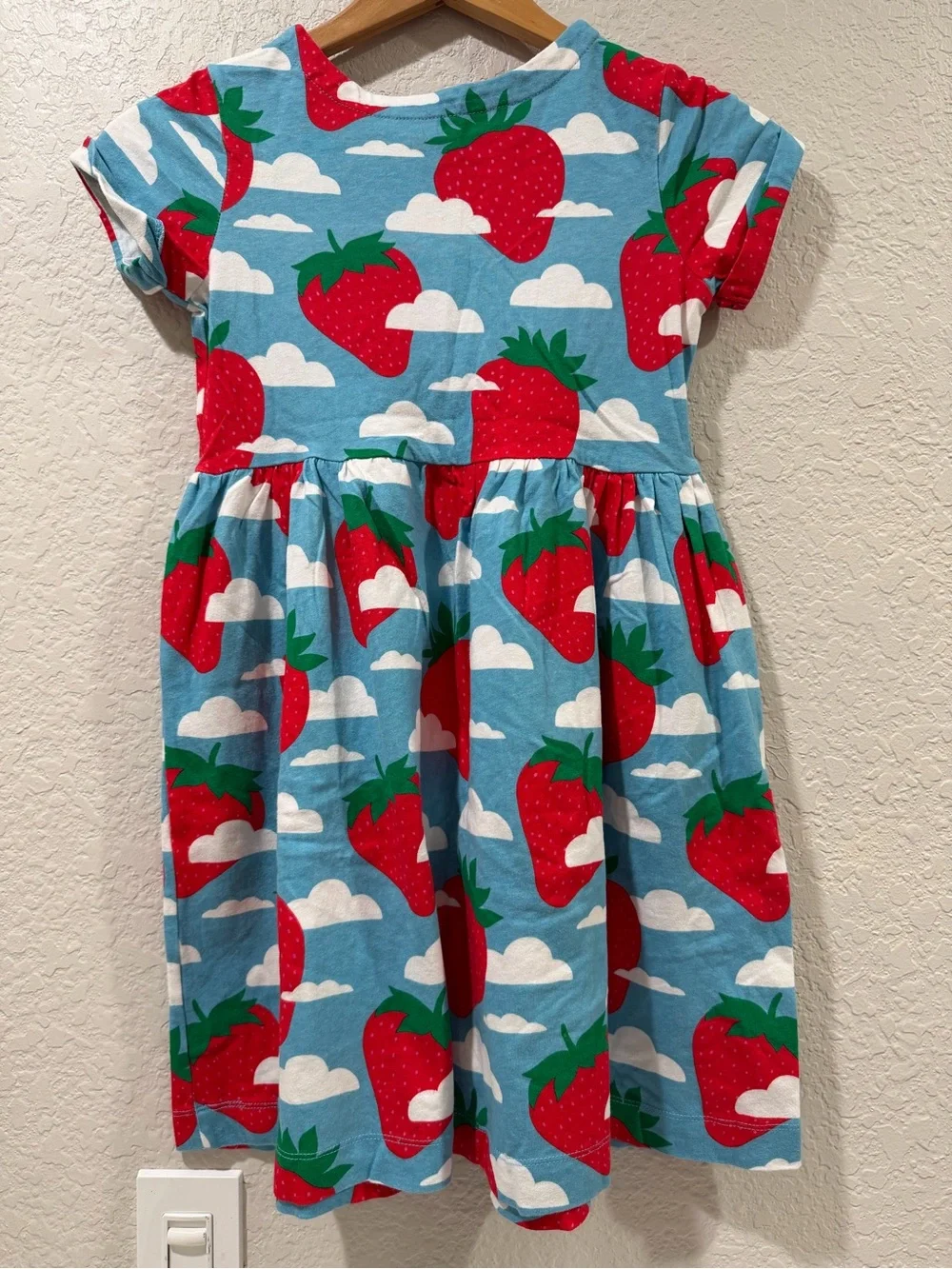 Mini Boden Girls Strawberrry cloud sky graphic Swing Dress Size 9-10 Y